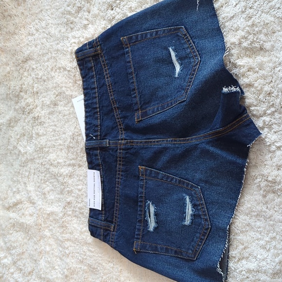 Jean shorts - Picture 2 of 4